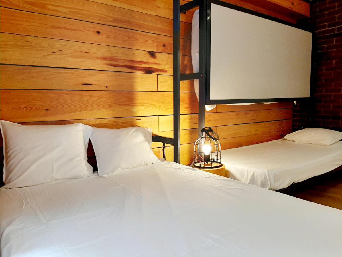 Hostal Erasmus By Gaiarooms Salamanca Eksteriør bilde