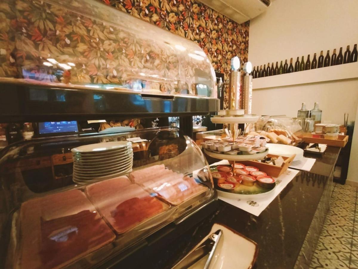 Hostal Erasmus By Gaiarooms Salamanca Eksteriør bilde