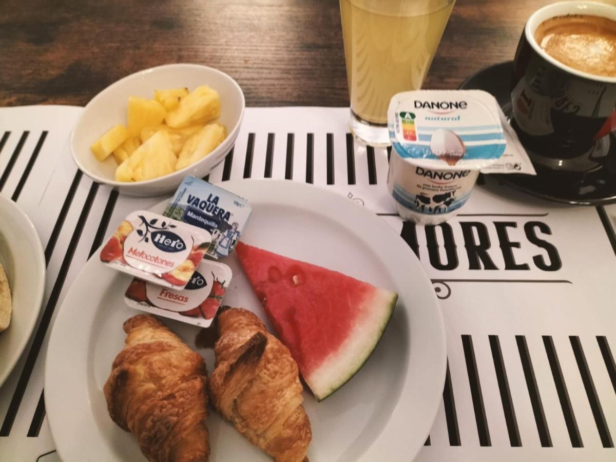 Hostal Erasmus By Gaiarooms Salamanca Eksteriør bilde